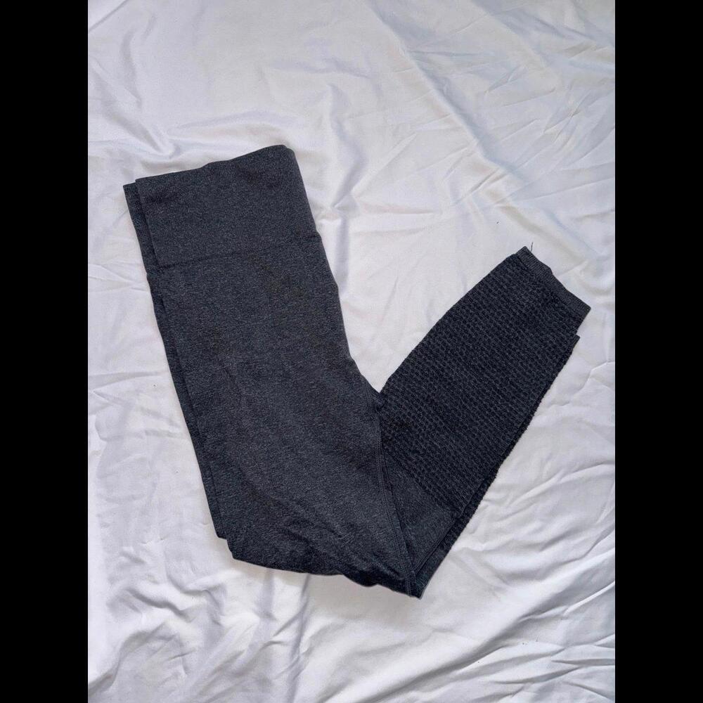 Fabletics Leggings size small grey